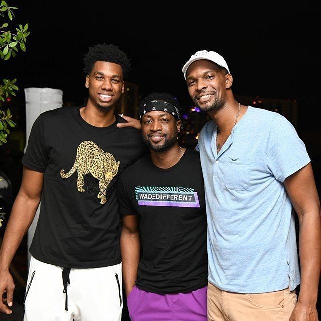 CCTV5直播！U23亚洲杯揭幕战，王钰栋联手拜合拉木，力争首场胜利（U23亚洲杯打响首战：CCTV5现场直播，王钰栋携拜合拉木冲击开门红）