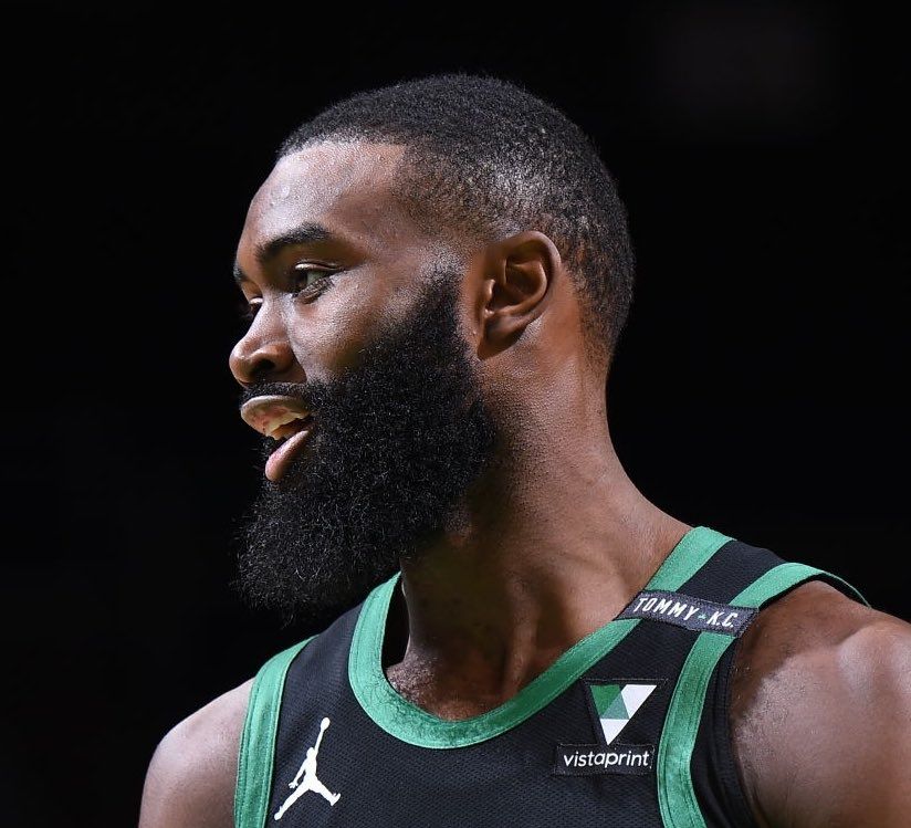 新疆队球迷心声：对教练的期望与支持（新疆球迷呼声：期待与支持主帅）