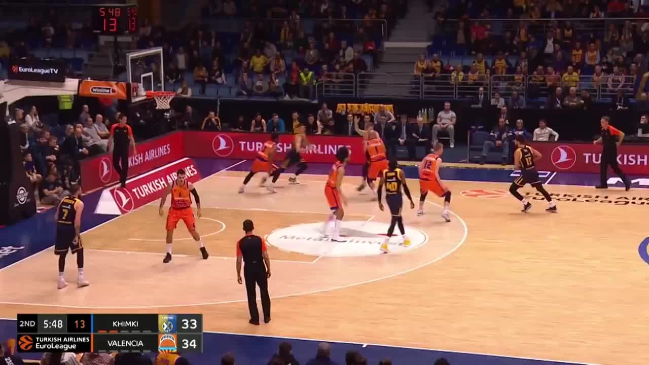 阿隆索：裁判的判罚让我非常生气，感觉像故意针对皇马（阿隆索怒批裁判判罚：仿佛刻意针对皇马）