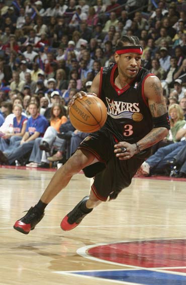 米体：弗拉霍维奇愿意留在尤文，但薪水始终是个问题（米体：弗拉霍维奇愿留尤文，薪资问题仍待解决）