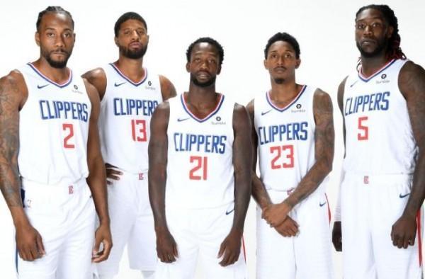 樊振东巴黎奥运夺双冠，2025全运再登顶（樊振东巴黎双冠加身，2025全运再夺魁）