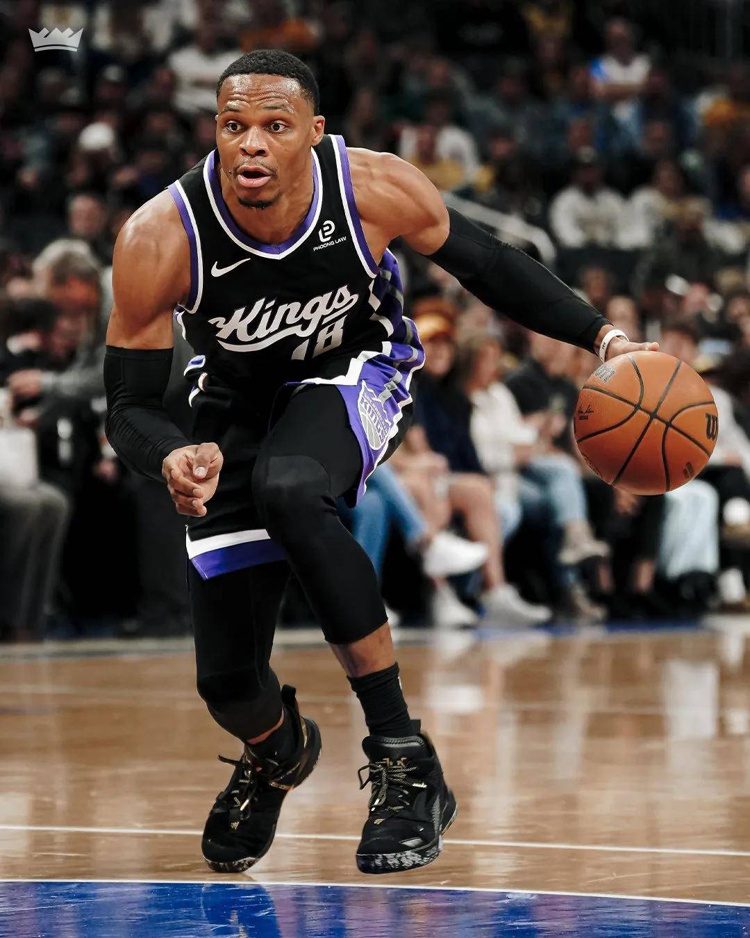 哈兰德：我和梅罗完全不在同一水平，没人能接近他们两人（哈兰德：我与梅西C罗不在一个层次，无人能达到他们的高度）