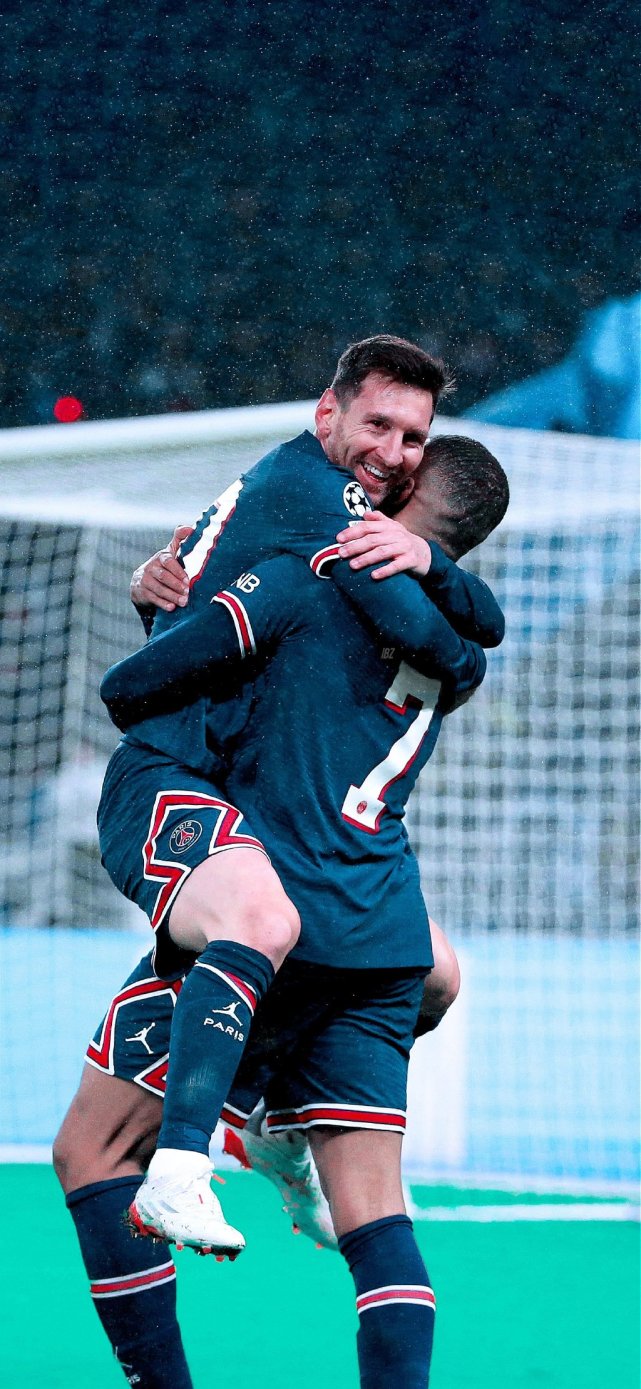 孔德：今天是属于我的一天，第二个进球是误打误撞（孔德：这是我的高光时刻，第二粒进球纯属巧合）