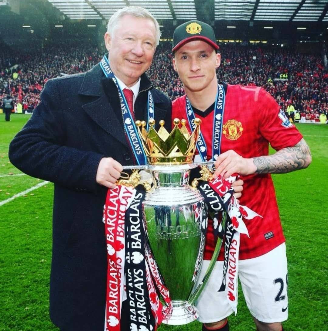 死神降临！杜兰特极致个人表演狂轰25+4+9，詹姆斯看呆了（杜兰特化身死神，火力全开轰下25+4+9，詹姆斯看傻了）