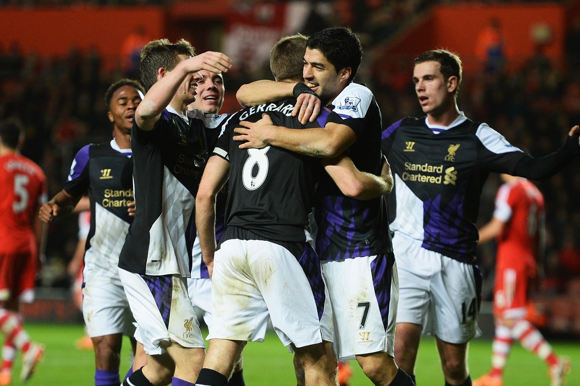 赛季最佳一战？庞峥麟半场弹无虚发 7中7&三分2中2怒轰21分！（赛季之巅？庞峥麟半场神准：7投7中、三分2投2中狂砍21分）