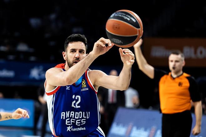 萨利巴：毫不犹豫地续约，是因我想在阿森纳取得成功（萨利巴：为在阿森纳实现抱负，我选择果断续约）